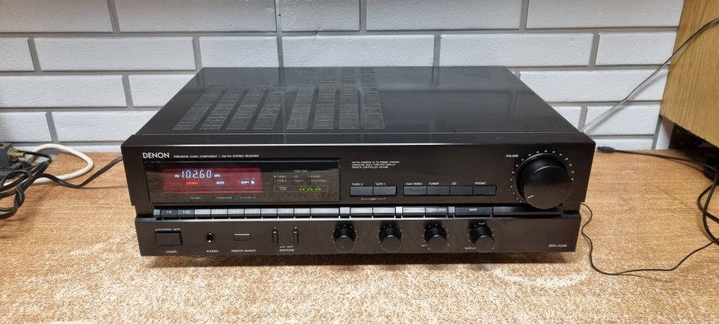 Amplituner stereo DENON DRA-425. Japan