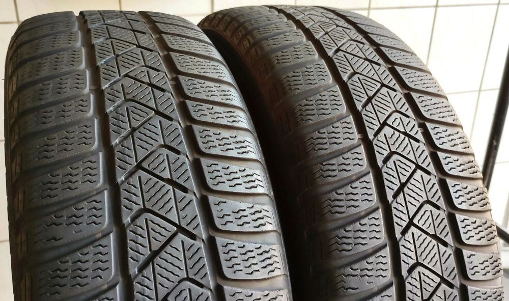 2x 205/60R16 Pirelli SottoZero 3 Winter Seal 96H C/B/72dB