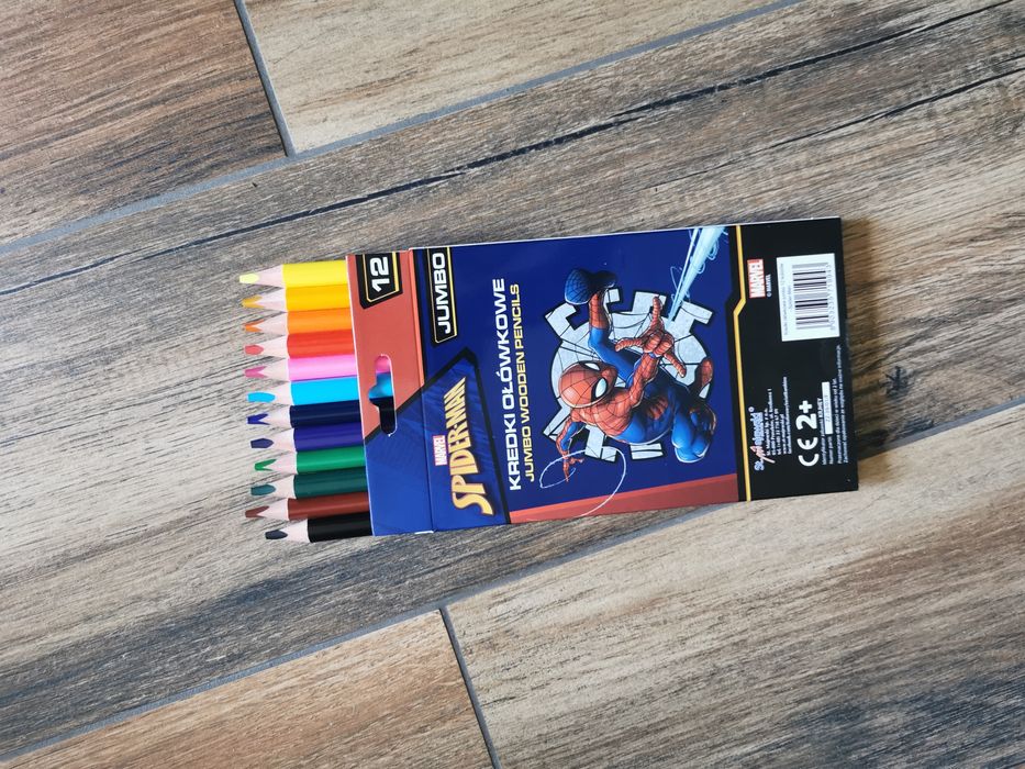 Kredki Jumbo 12 kolorów z motywem Spiderman nowe