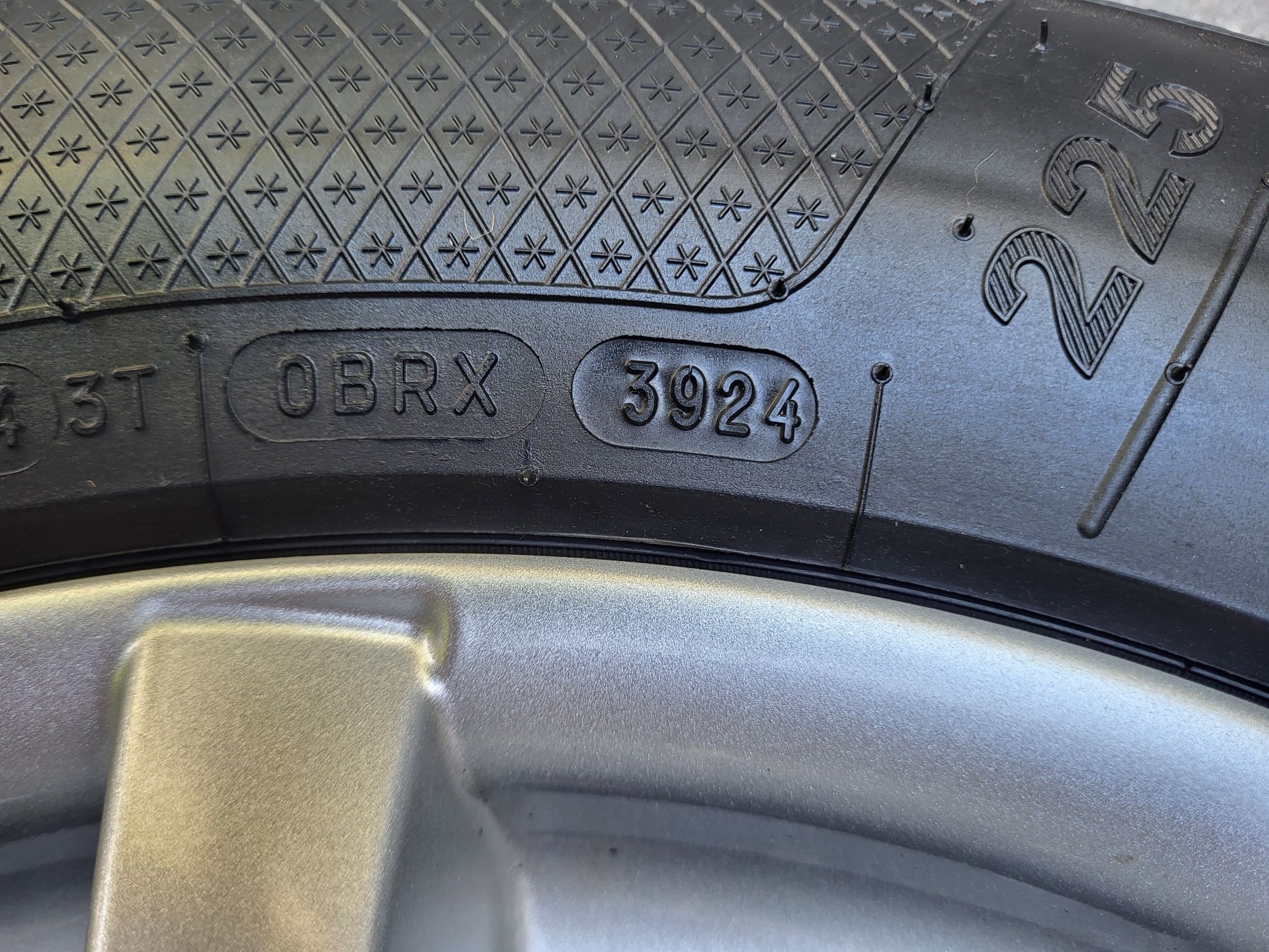 Koła Mazda CX-5 17 cali 5x114,3 + opony zimowe Kleber 2024 jak nowe