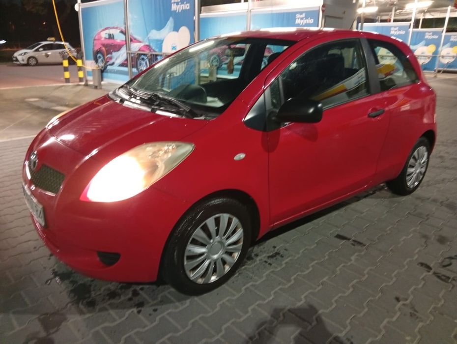 Sprzedam toyota yaris 2006 rok