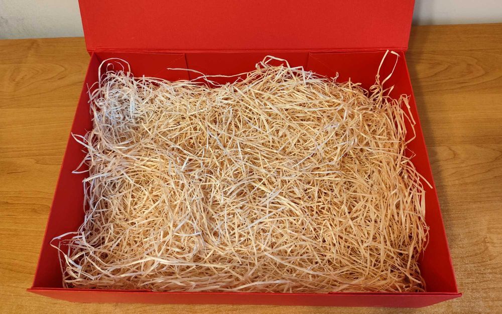 Pudełko prezentowe, magnetyczne, czerwone