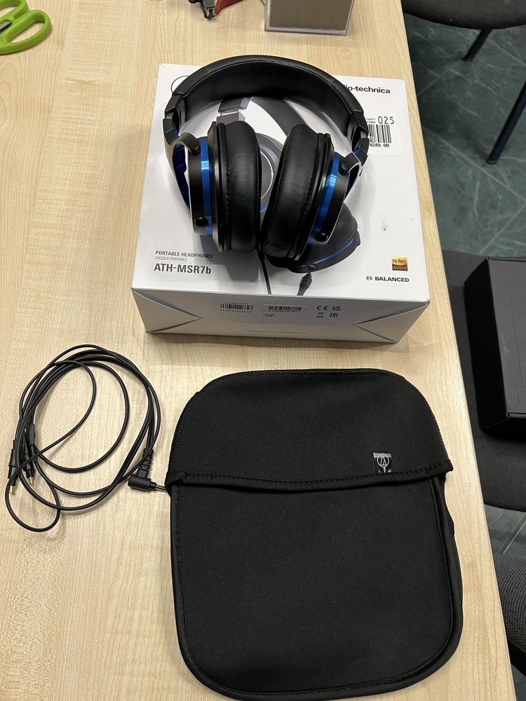 Навушники Audio-Technica ATH-MSR8b (Balanced)