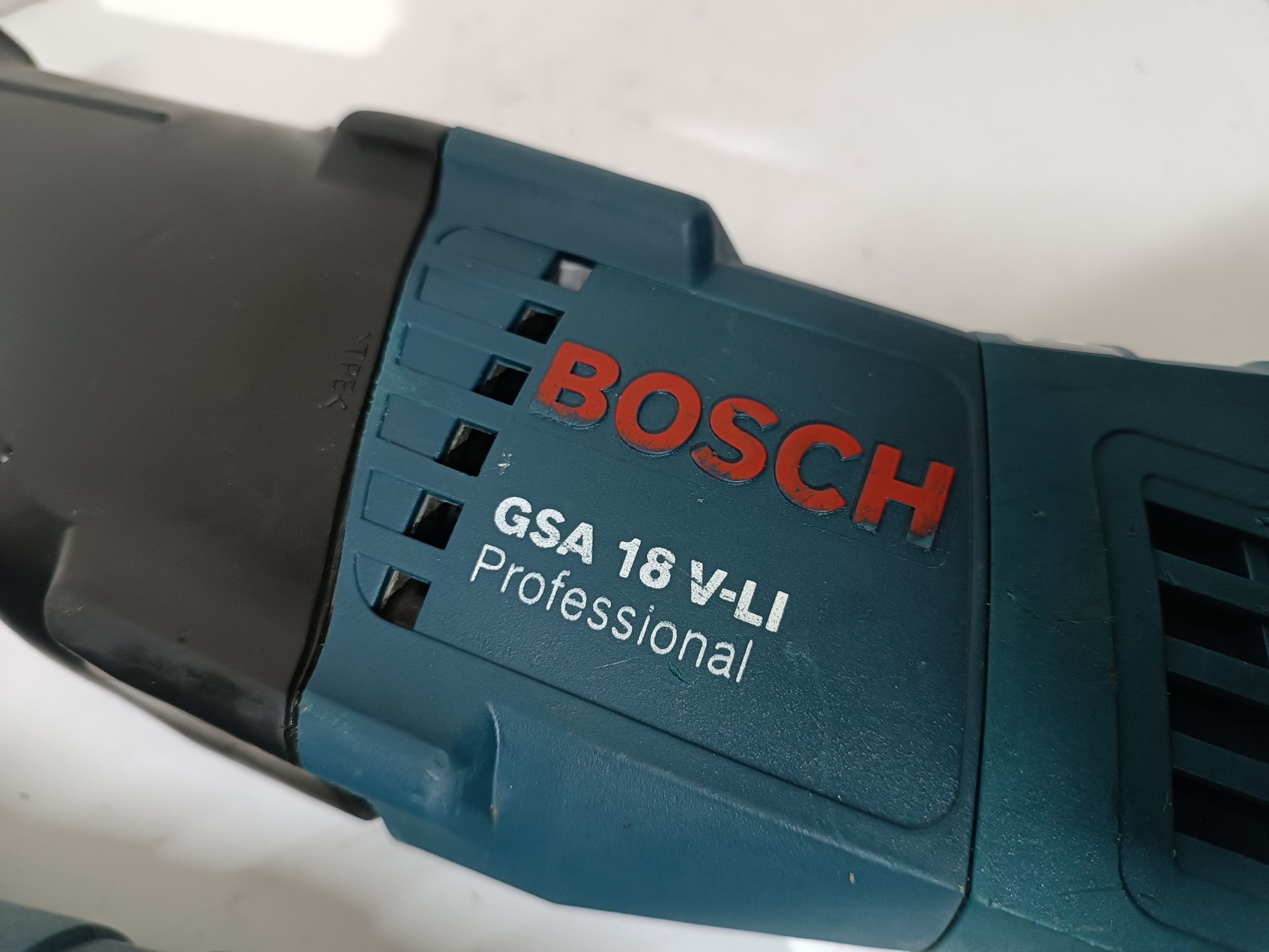 Bosch GSA 18 V-Li кабельна пилка, шабельна Бош