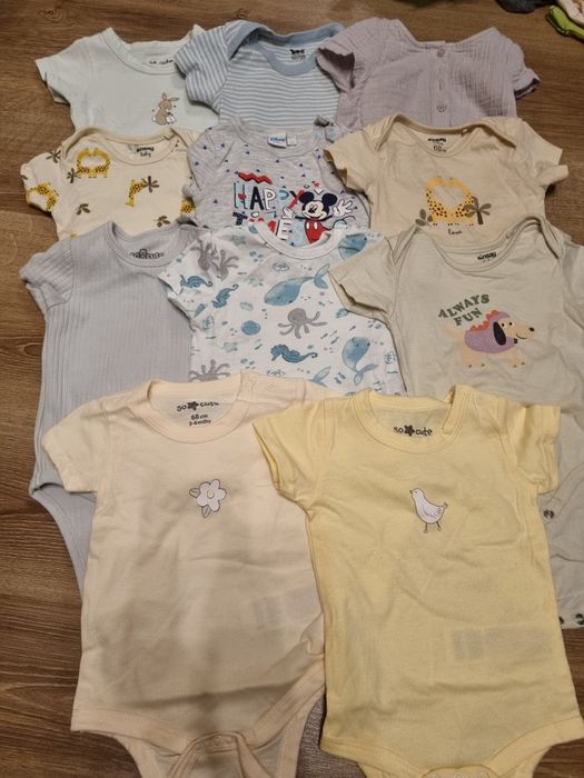 Zestaw, paka ubranek dla chlopca w rozmiarze 68