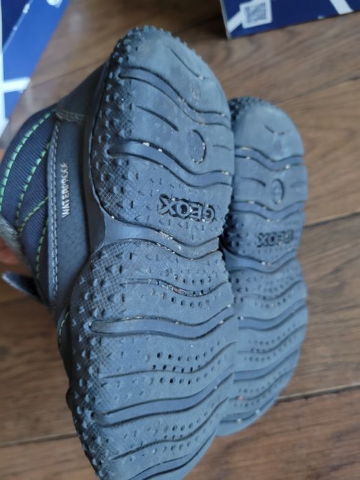 Buty jesienne trzewiki Geox 24
