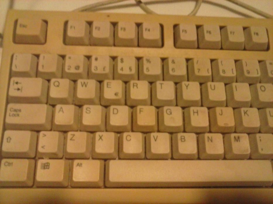 teclado com Entrada ps2