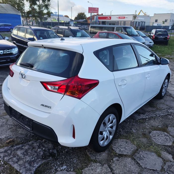 Toyota Auris Toyota Auris benzyna stan bardzo dobry