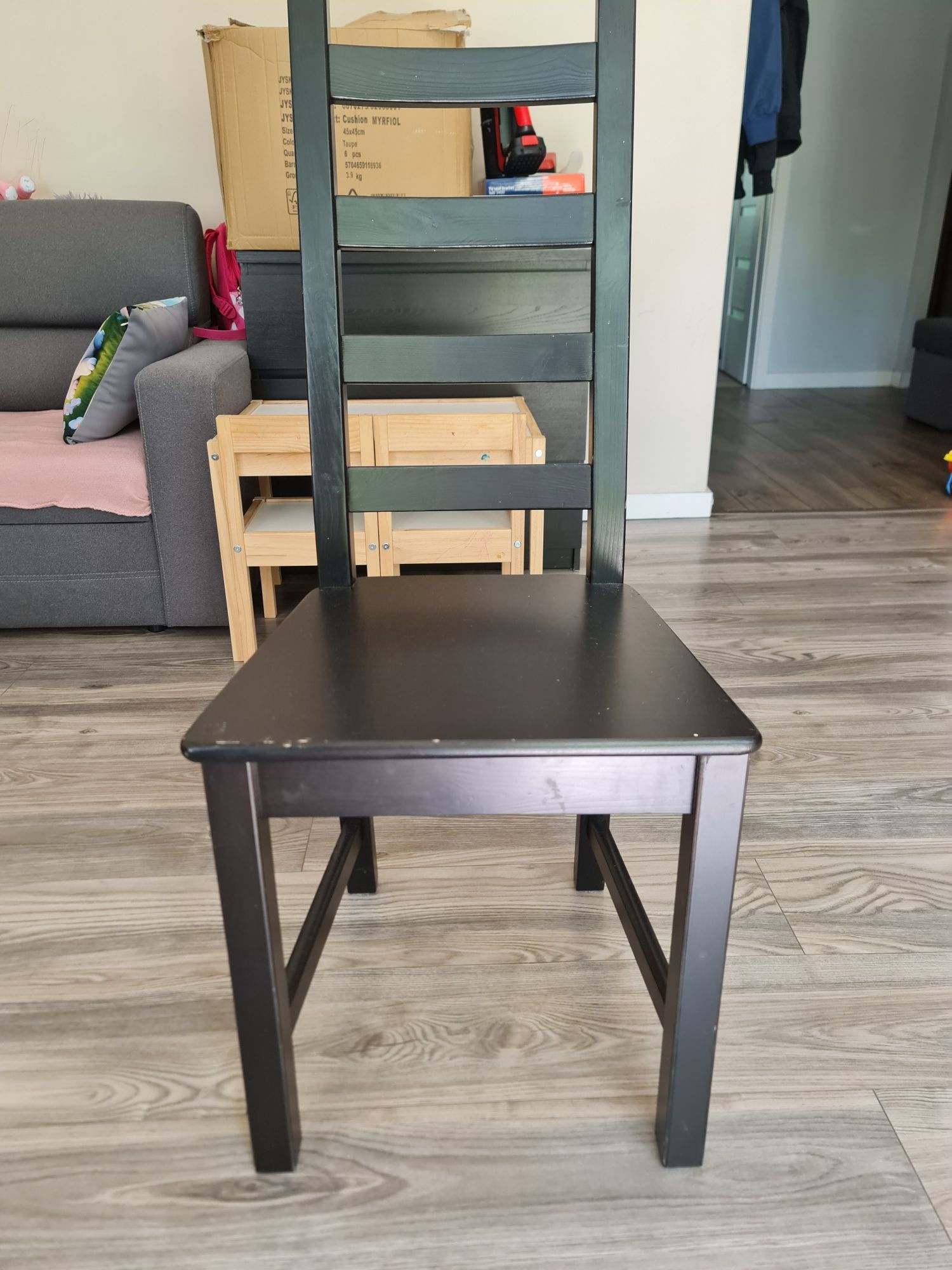Krzesło kaustby ikea