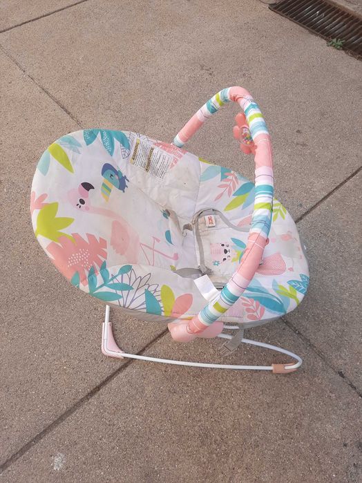 Cadeira bebé com vibração