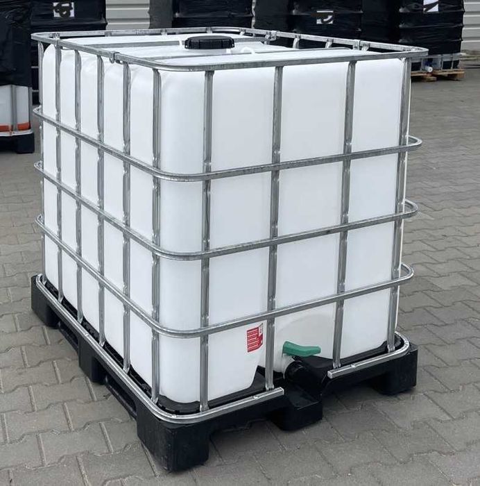 Zbiorniki używane umyte, czyste 1000L na palecie plastikowej