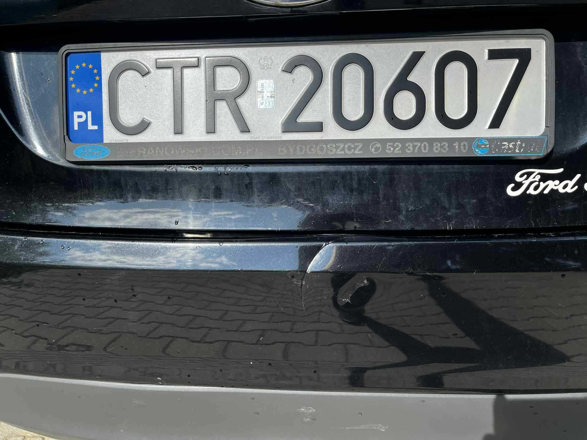 Ford Fiesta Mk7 1.6 TDCi – 2009 – 181 000 km Panther Black (metallic)