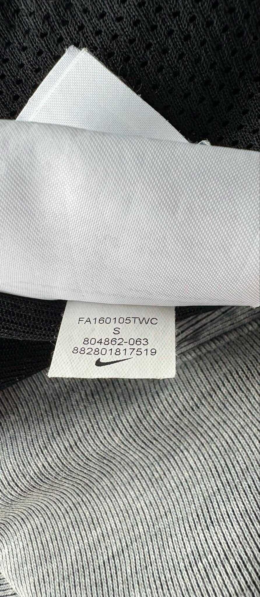 Oryginalne damskie dresy NIKE rozmiar S - super stan, super desing