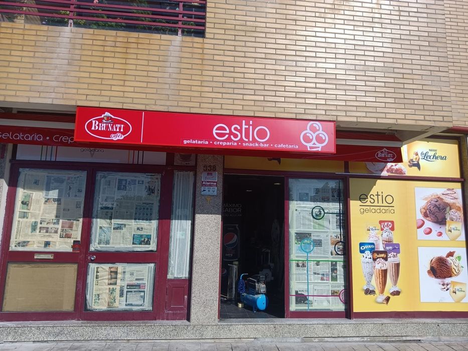 Trespasse estabelecimento comercial gelataria e creparia snack bar