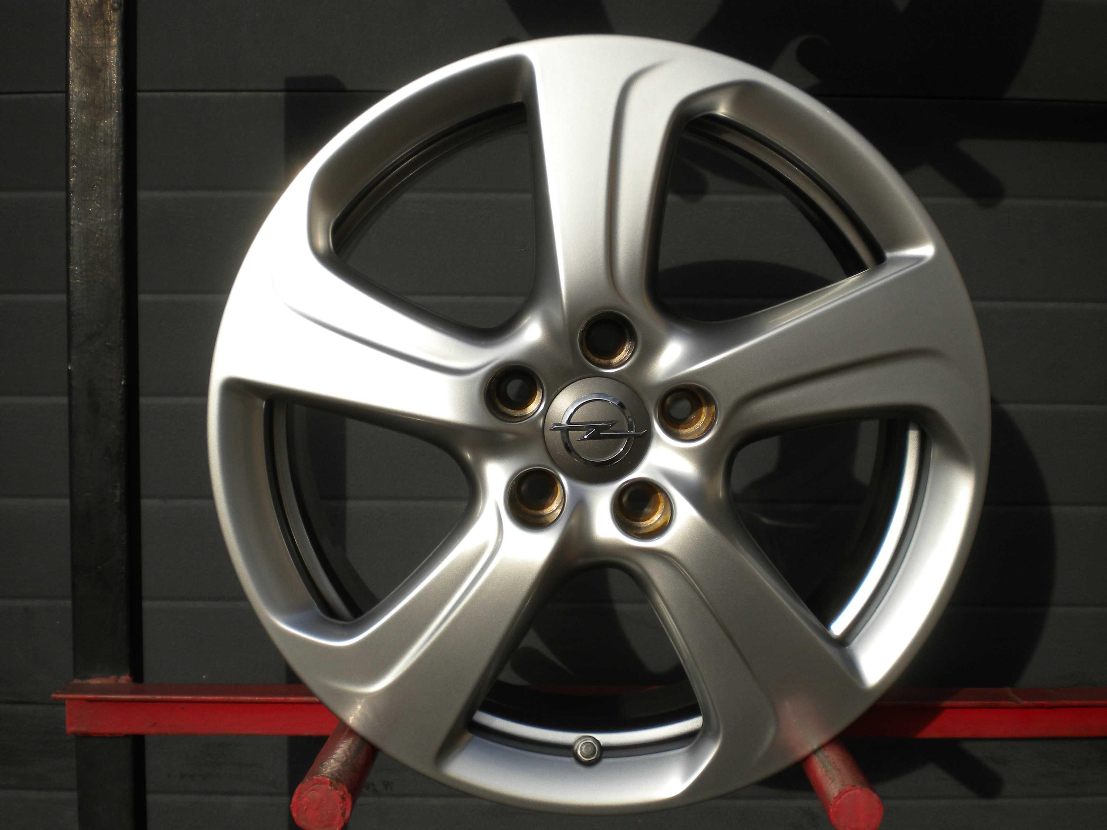Felgi aluminiowe fabryczne 17 5x110 Opel Adam Corsa D E czujniki TPMS