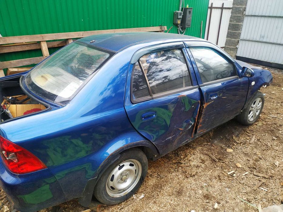 Geely Ck 2012 року після дтп по запчастинах