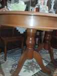 Vende-se mesa de sala de jantar usada