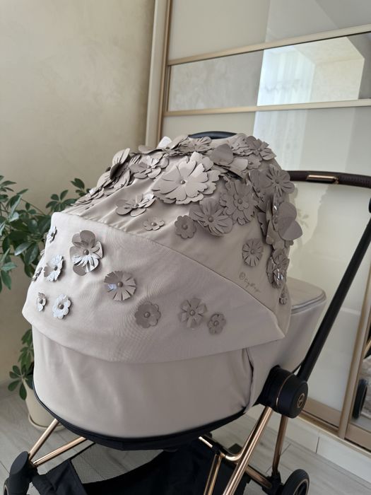 Люлька Сайбекс Міос, люлька Cybex Mios Lux Simply Flowers Beige