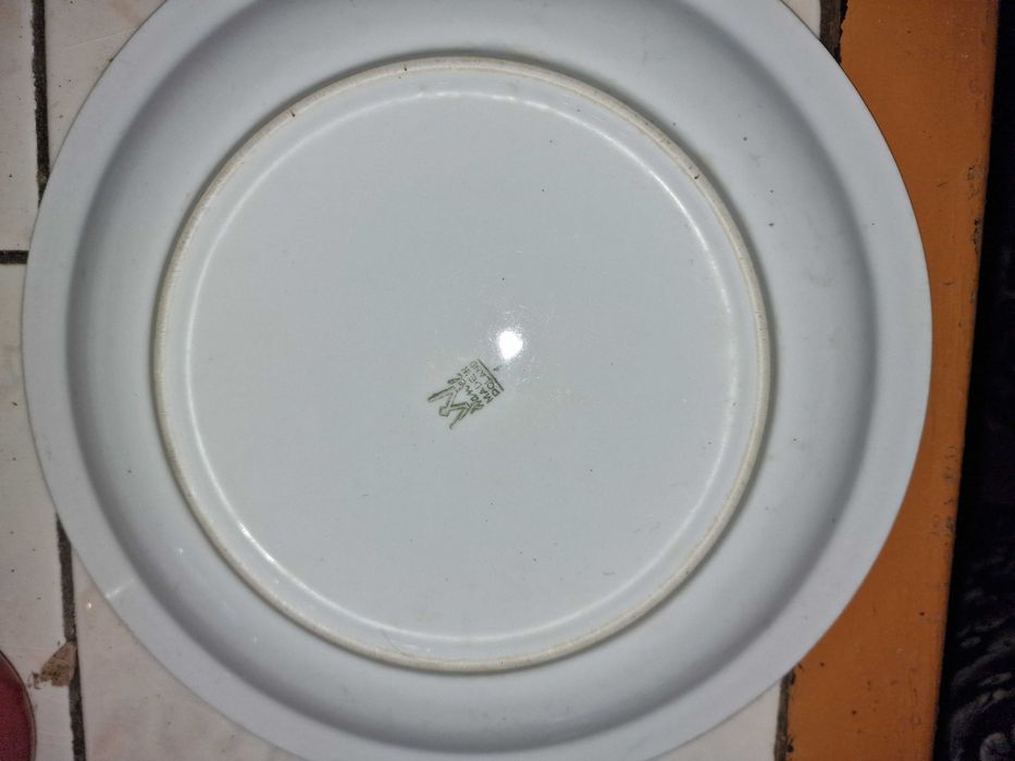 Talerze wszystkie w cenie Czasy PRL CENA ZA CAŁOŚĆ