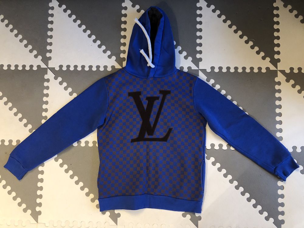 Przepiękna bluza Louis Vuitton chabrowych kolorze M