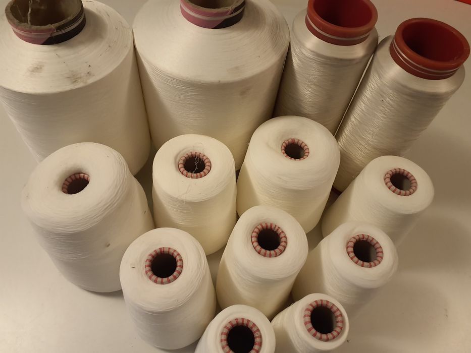 Przędza zestaw 12,800 kg.