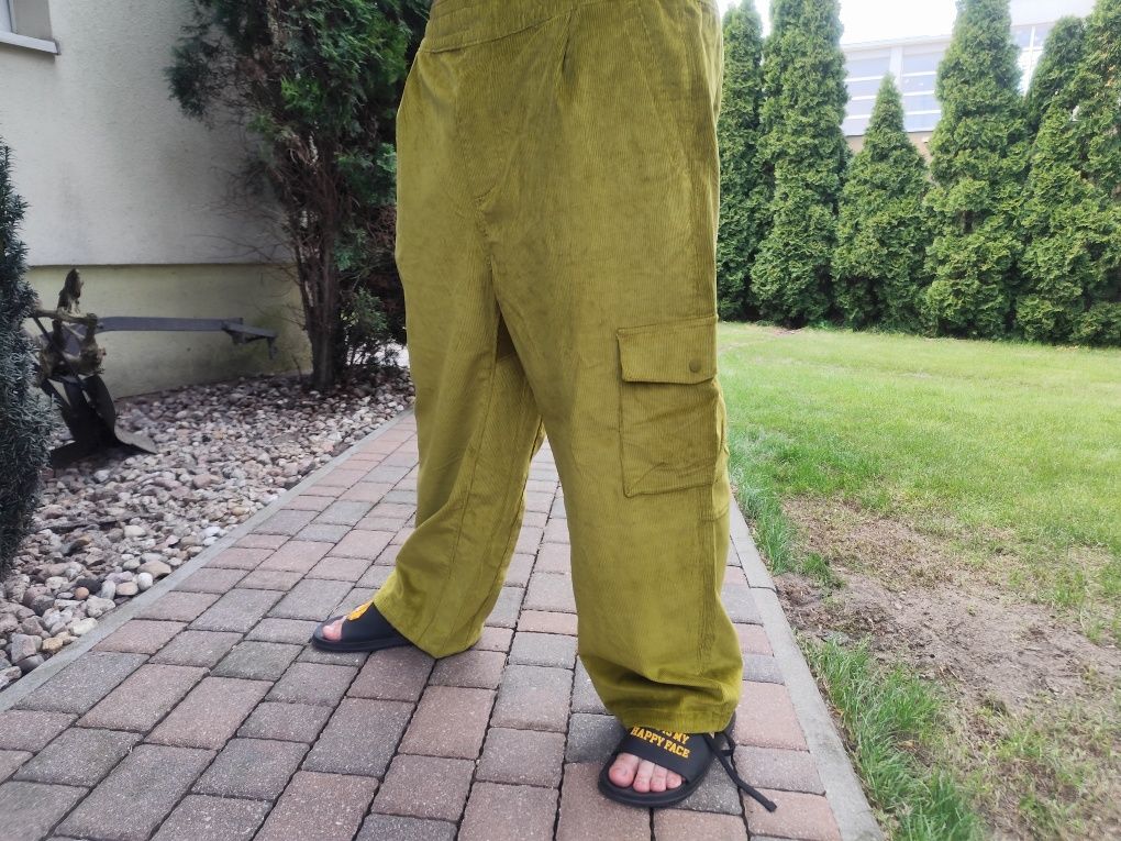 Nowe spodnie The North Face utility cord easy pant baggy szerokie