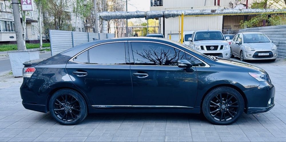 Продам Lexus hs250h гібрид