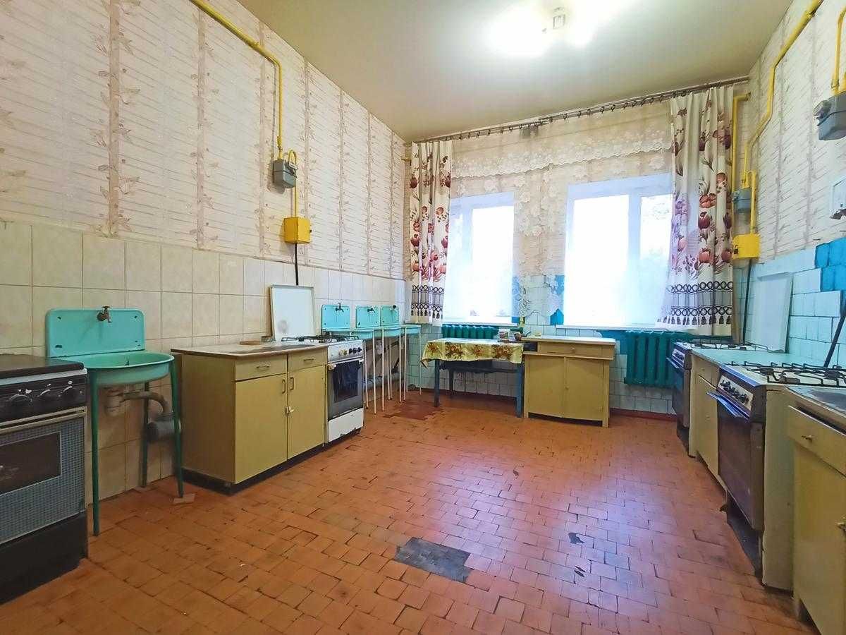 Сертифікат! Продаж великої кімнати 21 м2 в гуртожитку на Шерстянці.