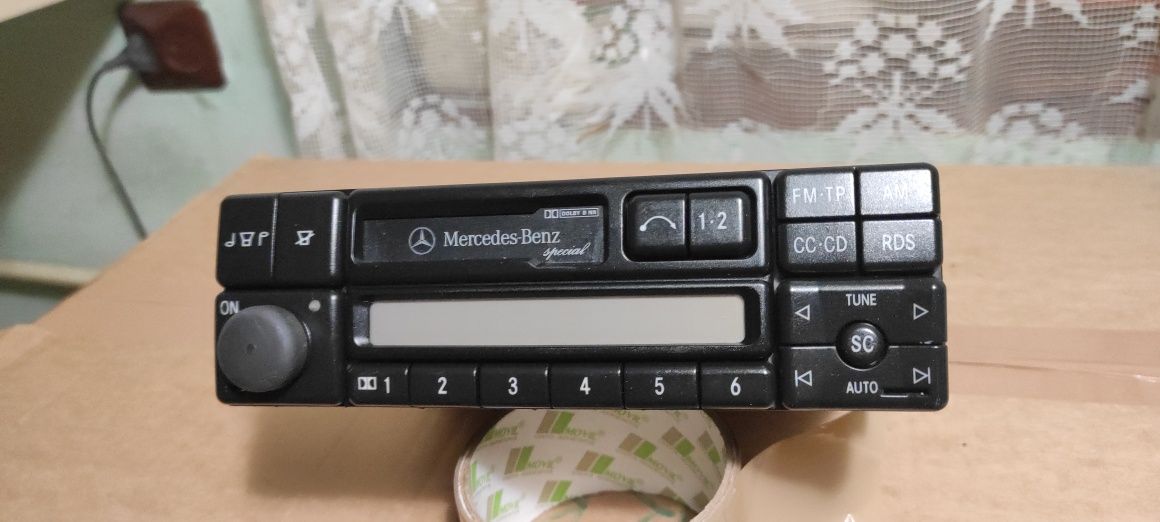Radio Mercedes 124, Becker special 1650