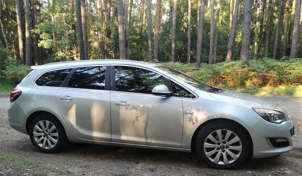 Opel Astra J Sport Tourer EcoFlex