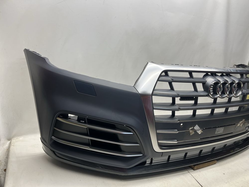 Audi Q5 80A 17r- S-line
