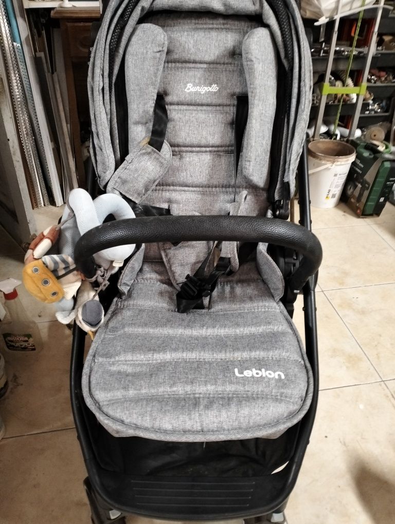 Trio carrinho bebé