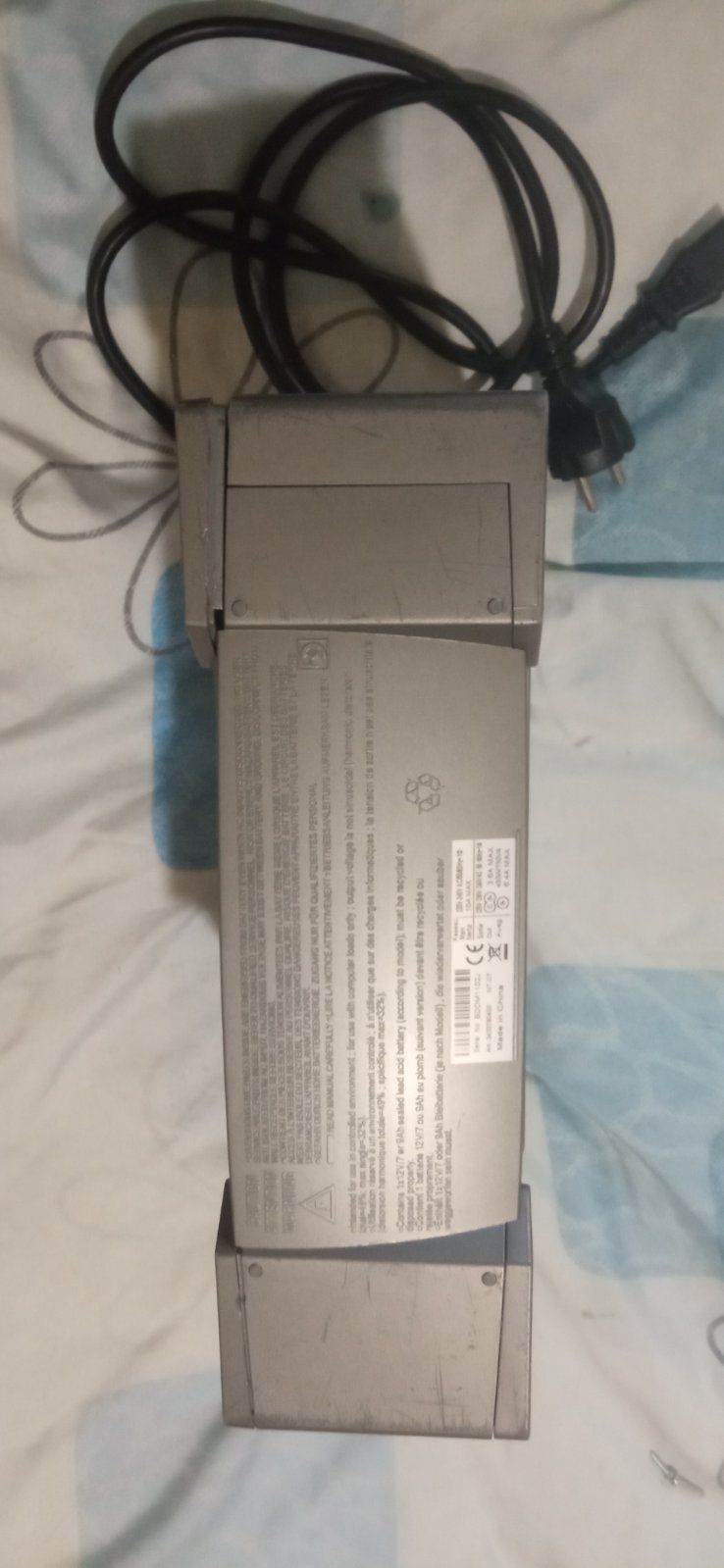 MGE Ellipse ASR 750 USB