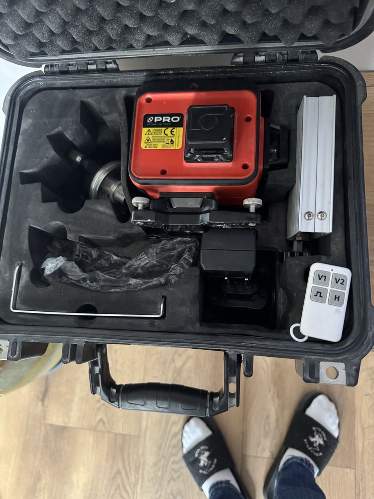 Laser krzyżowy PRO LP-360.3D TILER .