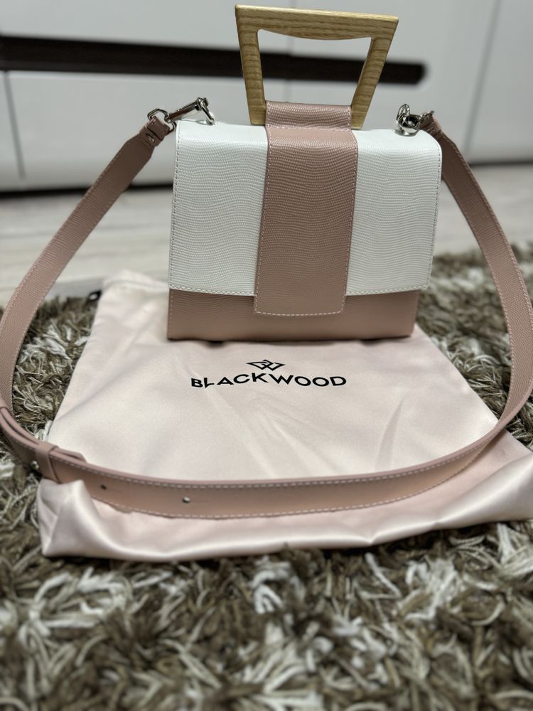 Шкіряна сумка українського бренду BlackWood