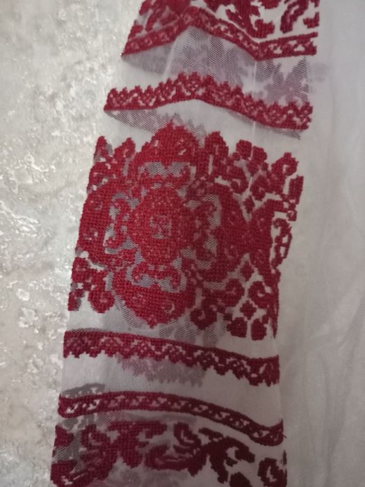 Продам  вишите плаття