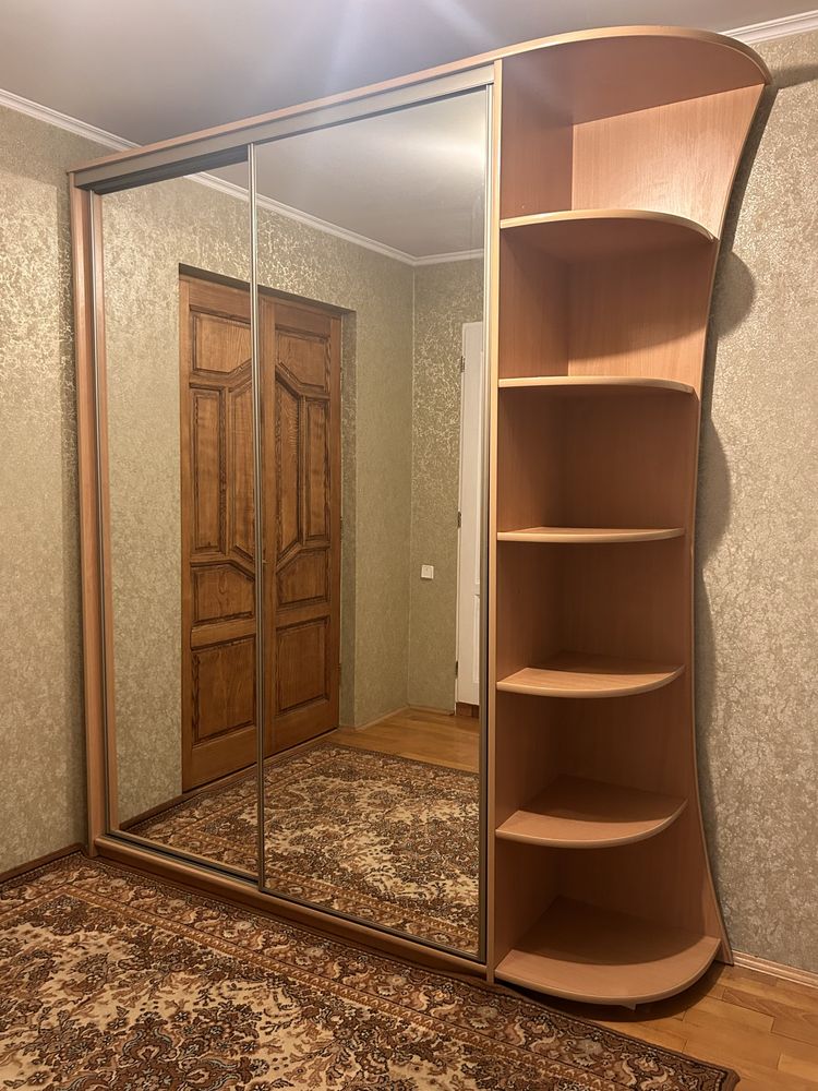 Шафа-купе.