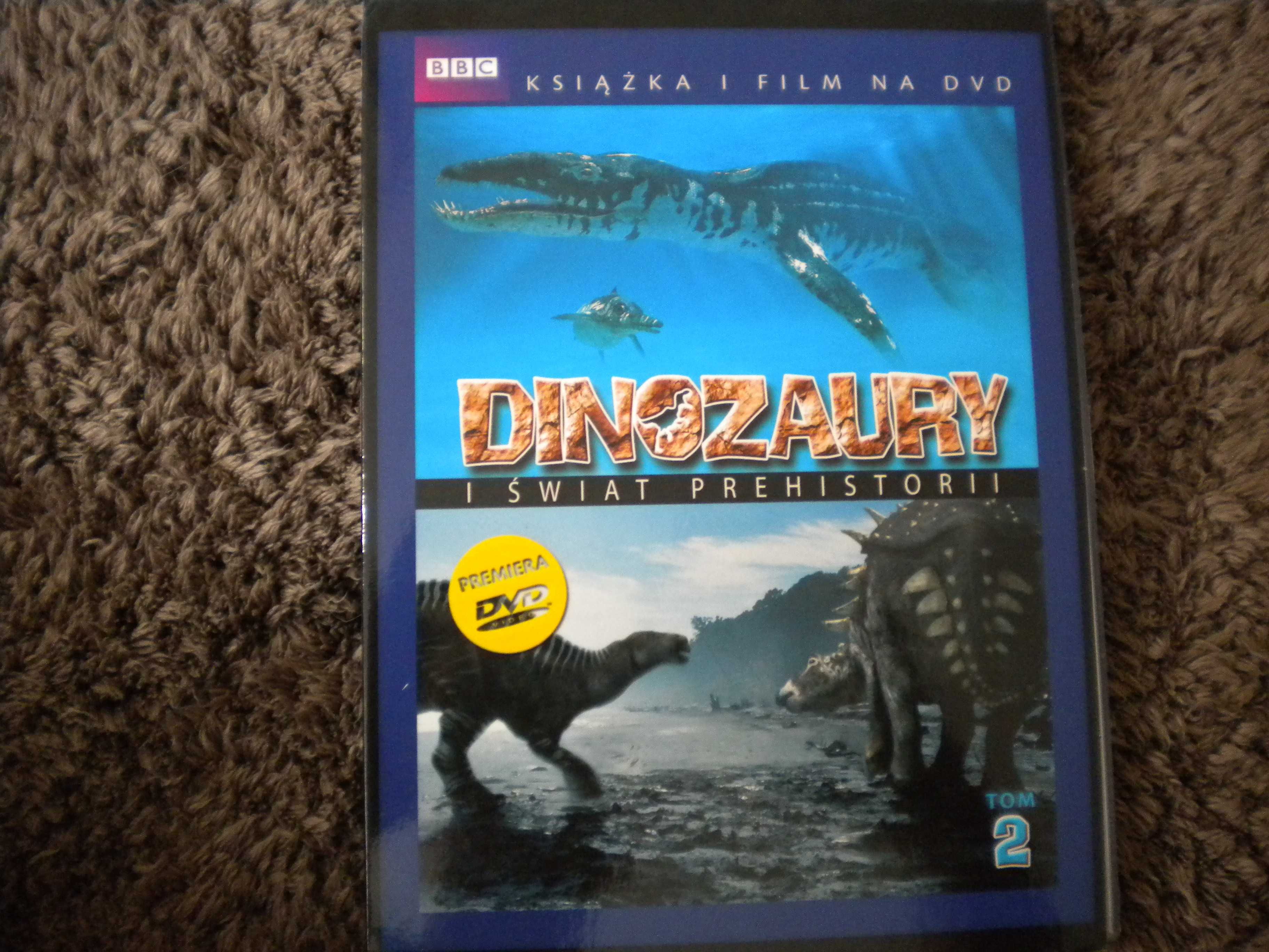 Dinozaury i świat prehistorii film BBC 3 części