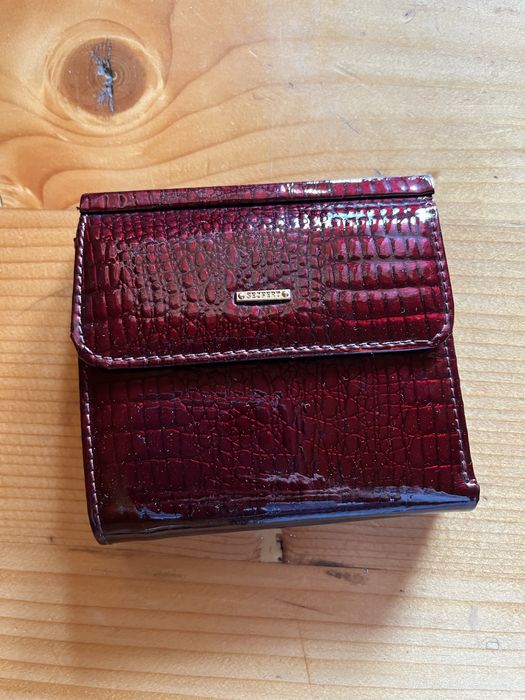 Жіночий гаманець натуральна шкіра