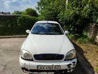 Продам машину Daewoo