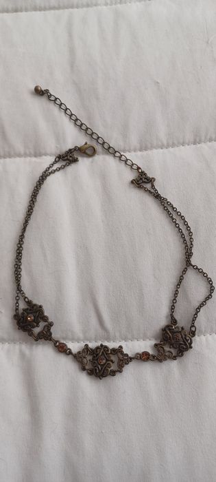 Vendo bijuteria 8 colares