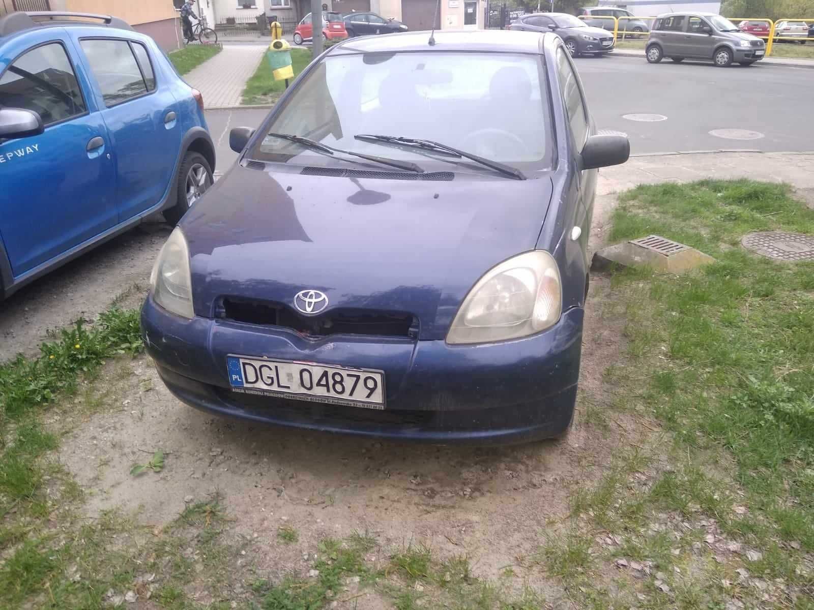 Toyota Yaris 2000r, Tanio. 1.0 Benzyna