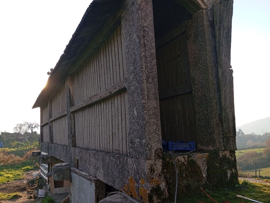 Espigueiro em pedra