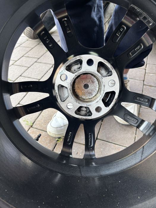 MSW 73 Gloss Dark Grey ET37 Michelin Pilot Alpin 225/45 r18