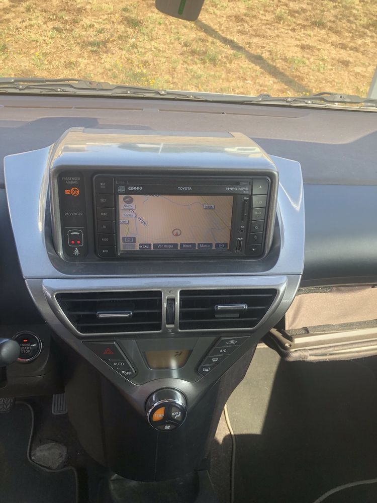 Toyota iQ 1.0 VVT-i 2 EP