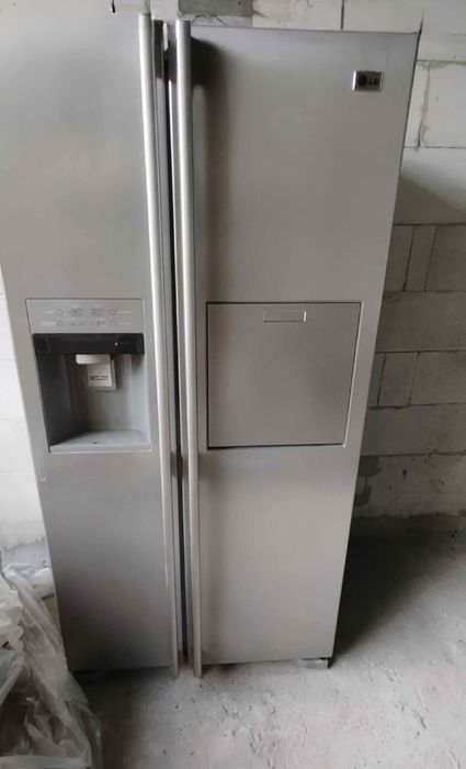 Холодильник шкаф,LD