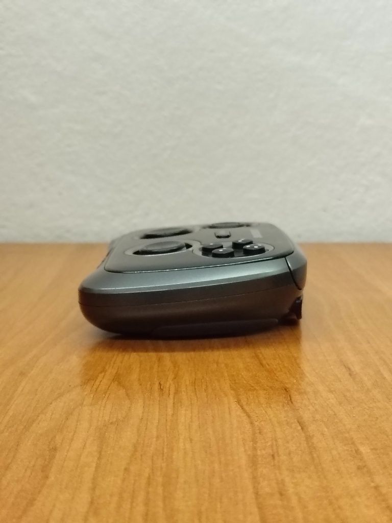 Samsung Gamepad EL-GP20 Bluetooth + kabelek GRATIS!