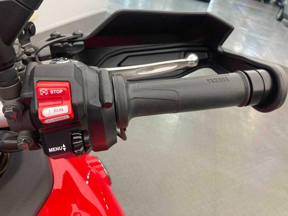 Мотоцикл Yamaha Tracer 9 GT