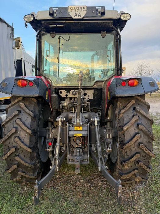 Продам Трактор Massey Ferguson MF6713