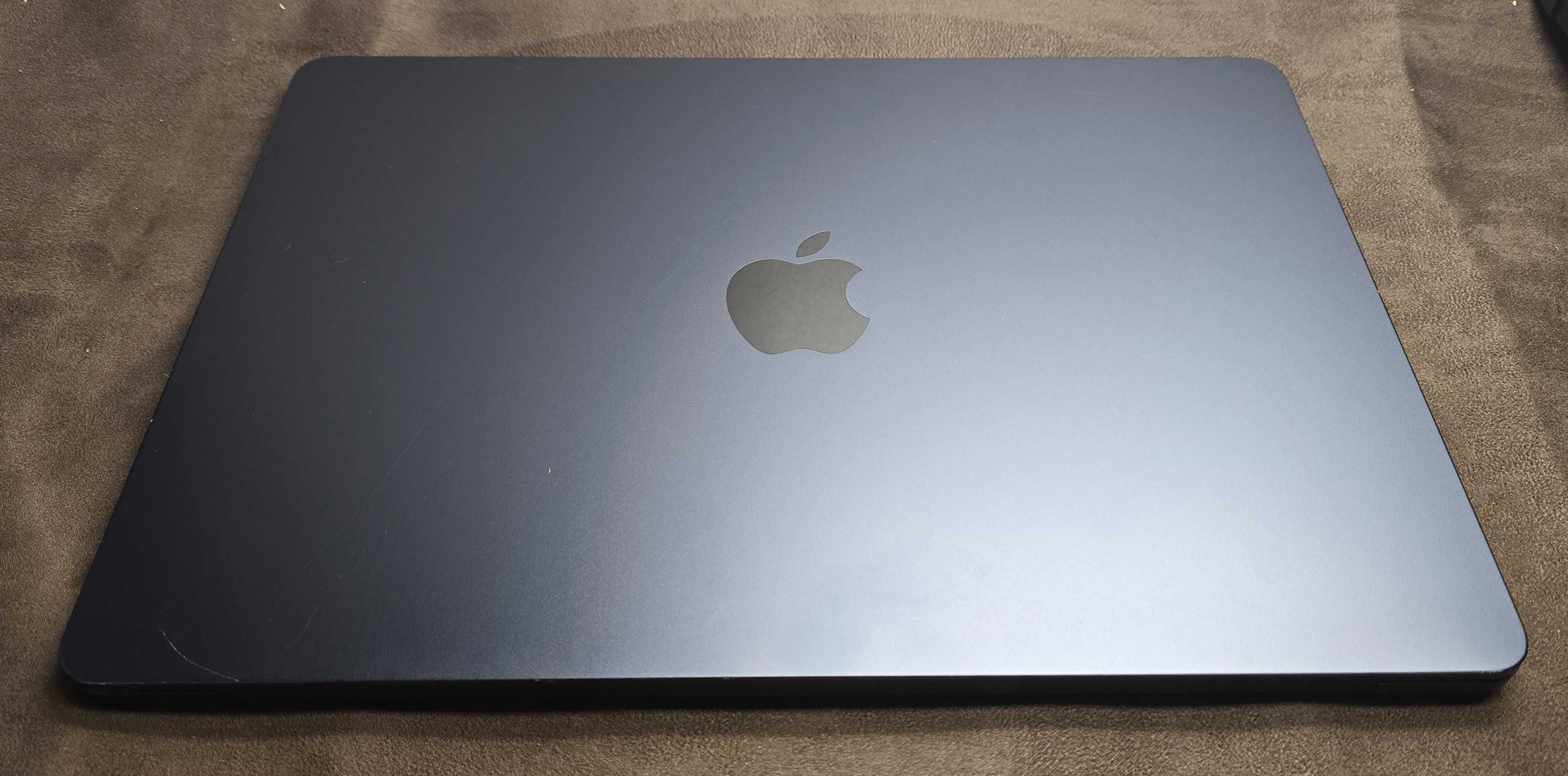 APPLE MacBook Air 2022 13.6" Retina M2 8GB RAM 512GB SSD